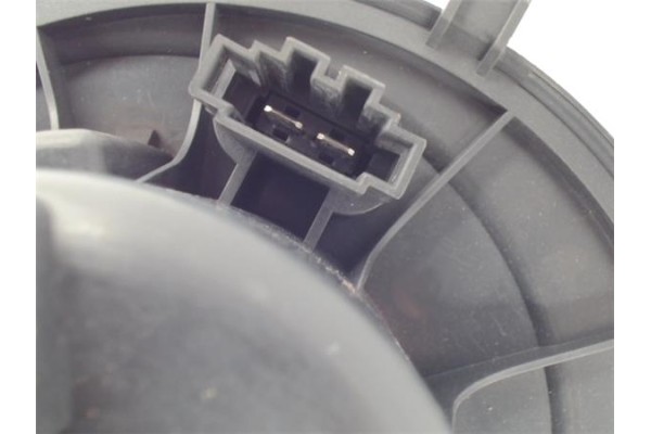 Recambio de motor calefaccion para seat leon (1p1) 1.9 tdi referencia OEM IAM 34305329E 983226W 