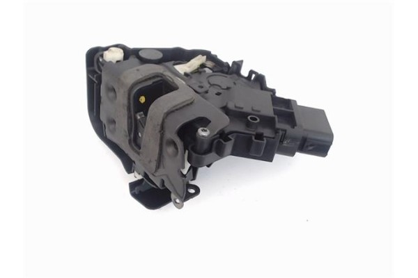 Recambio de cierre electromagnetico trasero izquierdo para ford mondeo iv 2.0 tdci referencia OEM IAM 6M2AR26413BB  