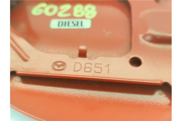 Recambio de tapa exterior combustible para mazda 2 berlina (de) 1.4 crtd active (5-ptas.) (50kw) referencia OEM IAM D651-42-410D