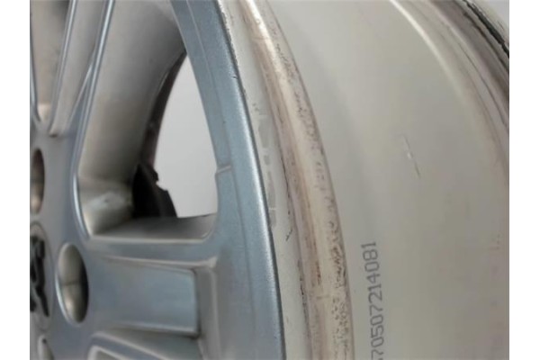 Recambio de llanta para peugeot 1007 1.4 dolce referencia OEM IAM 6jx16ch4-27 5402S3 