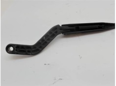 Recambio de brazo limpiaparabrisas delantero derecho para citroen saxo 1.4 vts referencia OEM IAM 9606262380  
