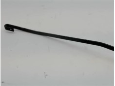Recambio de brazo limpiaparabrisas delantero derecho para citroen saxo 1.4 vts referencia OEM IAM 9606262380  