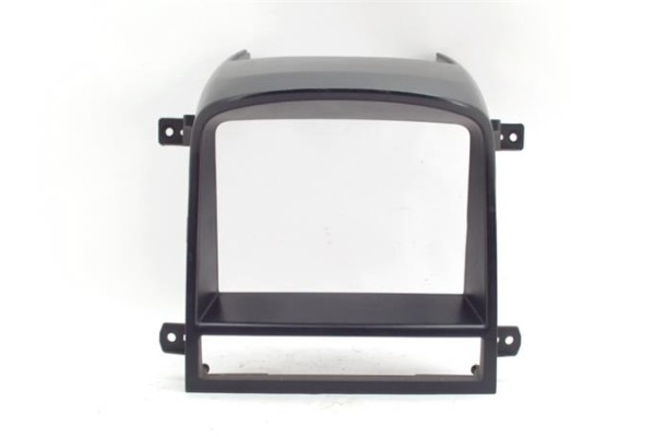 Recambio de embellecedor consola central para chevrolet captiva 2.0 d referencia OEM IAM 96435755  