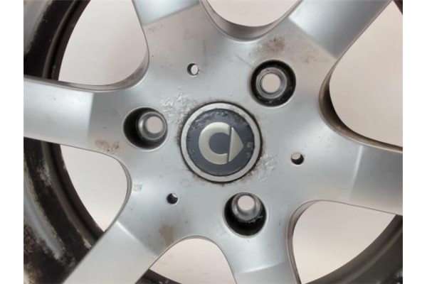 Recambio de llanta para smart roadster 0.7 roadster (60kw) (452.434) referencia OEM IAM 0010852v001 Q 0010852V001C31L00 