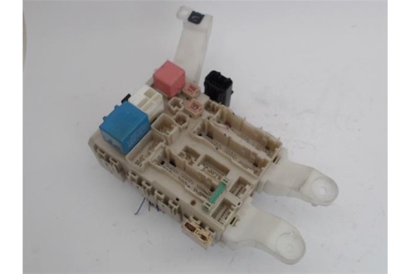 Recambio de caja fusibles/rele para toyota verso (aur2/zgr2) 2.0 d-4d referencia OEM IAM   