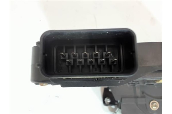 Recambio de cierre electromagnetico delantero izquierdo para volvo s40 berlina 1.6 referencia OEM IAM 30699787  