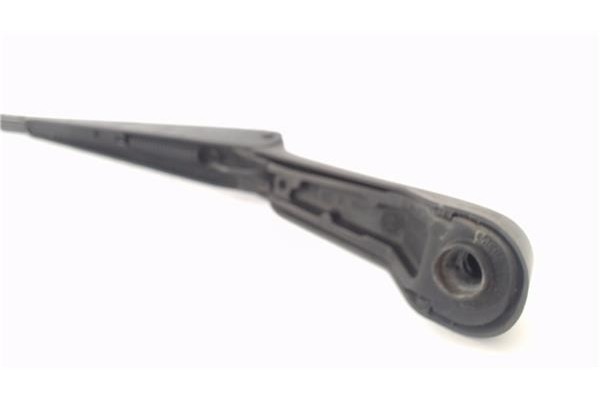 Recambio de brazo limpiaparabrisas delantero izquierdo para renault clio ii fase ii (b/cb0) 1.5 authentique confort referencia O