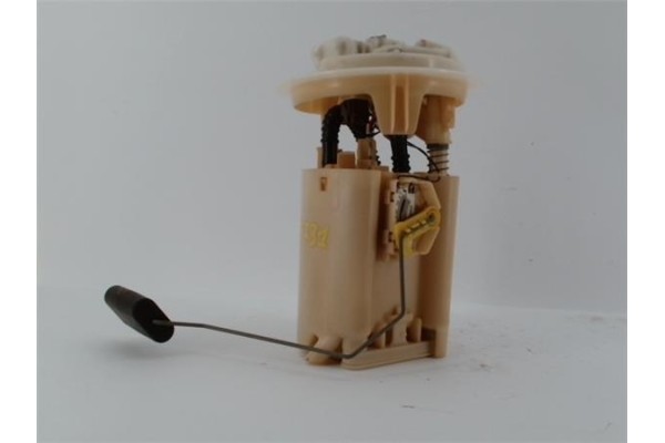 Recambio de bomba combustible para renault clio ii (xbo) 1.4 75cv referencia OEM IAM 8200027963 09745659903 8200057324 , RENAULT