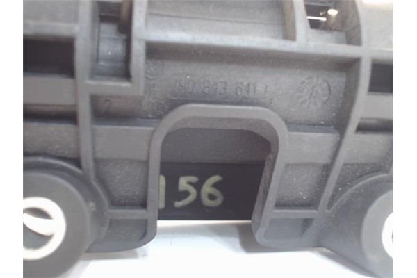 Recambio de maneta exterior porton para volkswagen multivan v (7hm, 7hn, 7hf, 7ef, 7em, 7en) 2.5 tdi referencia OEM IAM 7h084364