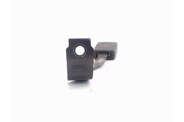 Recambio de anclaje cinturon delantero derecho para seat altea (5p1) 1.9 tdi referencia OEM IAM 5P0857756G  