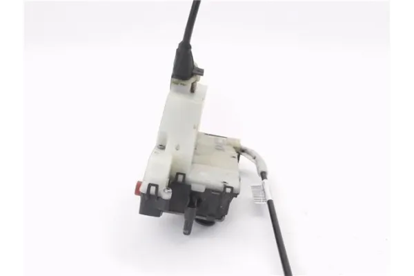 Recambio de cierre electromagnetico trasero derecho para peugeot 2008 1.2 access referencia OEM IAM 9812501180  