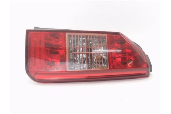 Recambio de piloto trasero derecho para fiat idea (135) 1.4 16v referencia OEM IAM 46829508  