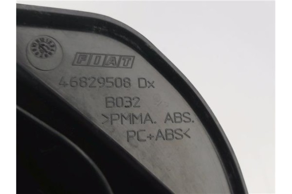 Recambio de piloto trasero derecho para fiat idea (135) 1.4 16v referencia OEM IAM 46829508  
