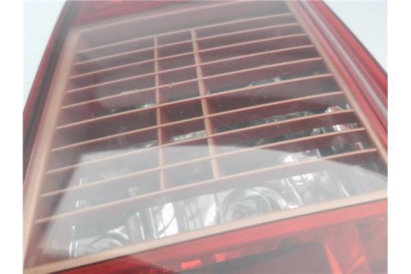 Recambio de piloto trasero derecho para fiat idea (135) 1.4 16v referencia OEM IAM 46829508  