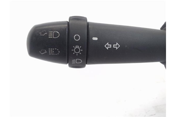 Recambio de mando intermitencia para fiat bravo (182) 1.2 16v 80 trofeo referencia OEM IAM 07354410060  