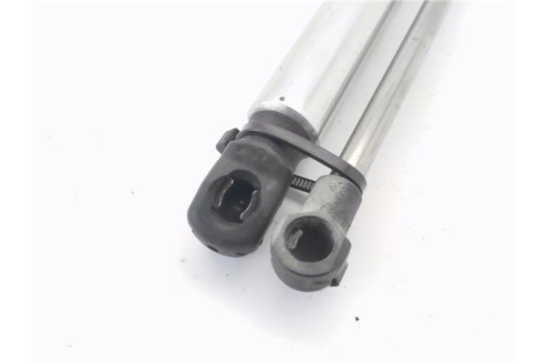 Recambio de amortiguador porton para volkswagen golf iv berlina (1j1) 1.6 16v referencia OEM IAM 1J6827550C  