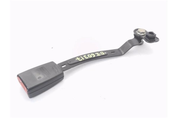 Recambio de anclaje cinturon delantero izquierdo para volkswagen golf iv berlina (1j1) 1.6 16v referencia OEM IAM 1J4857755E  