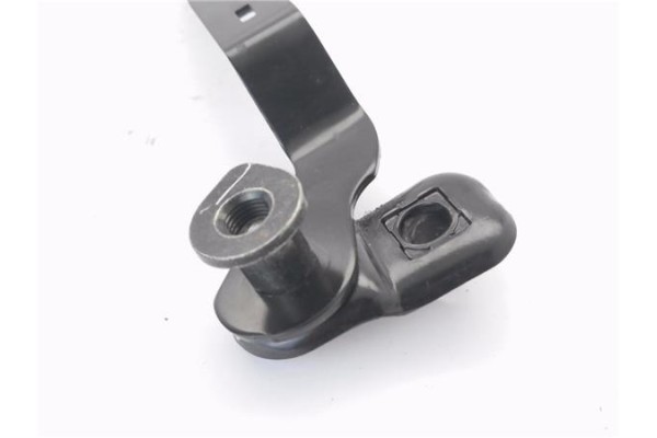 Recambio de anclaje cinturon delantero izquierdo para volkswagen golf iv berlina (1j1) 1.6 16v referencia OEM IAM 1J4857755E  