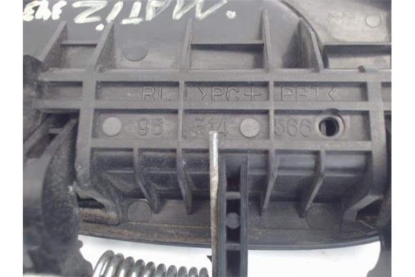 Recambio de maneta exterior trasero izquierda para daewoo matiz 0.8 referencia OEM IAM 96314566  