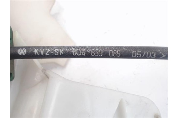 Recambio de cierre electromagnetico trasero izquierdo para volkswagen polo iv (9n1) 1.4 tdi referencia OEM IAM 6Q4839085  