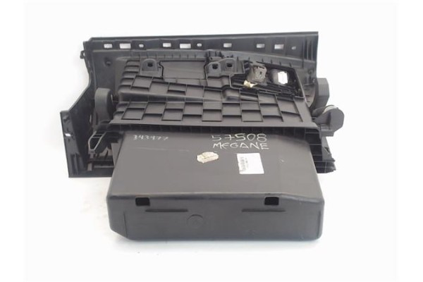 Recambio de guantera salpicadero para renault megane iii berlina 5p 1.5 expression referencia OEM IAM 681080008R  
