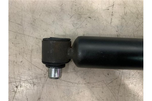 Recambio de amortiguador trasero derecho para renault scenic i (ja...) 1.6 16v (ja0b, ja04, ja11) referencia OEM IAM 7701479086 