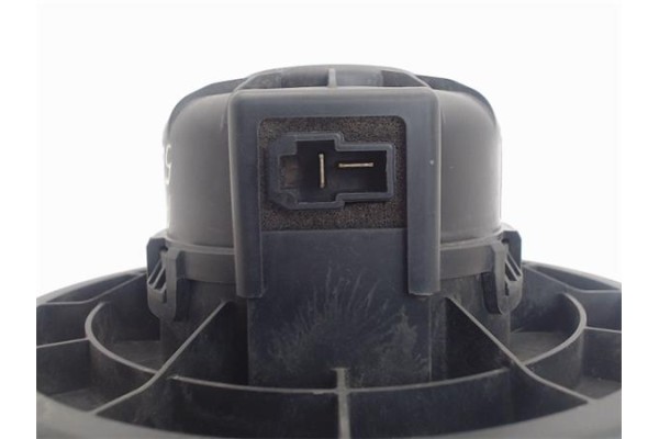 Recambio de motor calefaccion para kia rio (ub) 1.2 basic referencia OEM IAM B308830440 971111W100 