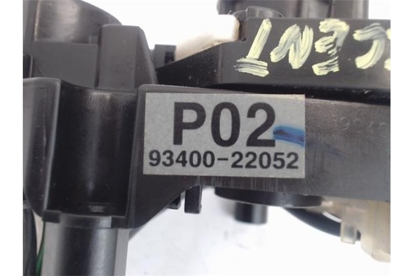 Recambio de mando intermitencia para hyundai accent (x3) 1.5 i 12v referencia OEM IAM 9340022052  