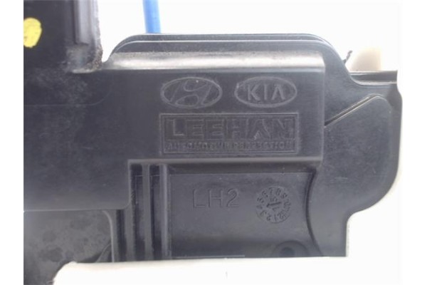 Recambio de cierre electromagnetico trasero izquierdo para kia rio (ub) 1.2 basic referencia OEM IAM 814111W010  