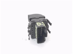 Recambio de mando elevalunas delantero izquierdo para renault clio ii fase ii (b/cb0) 1.2 base authentique referencia OEM IAM 82