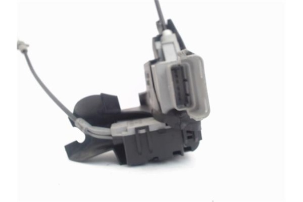 Recambio de cierre electromagnetico delantero derecho para citroen c4 berlina 1.6 hdi referencia OEM IAM 9686719980  
