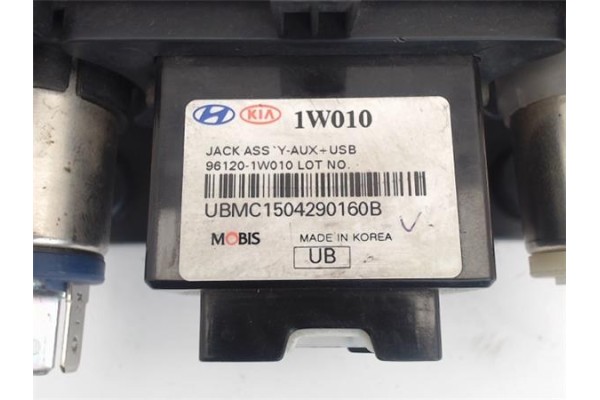 Recambio de conjunto interruptores para kia rio (ub) 1.2 basic referencia OEM IAM 961201w010  