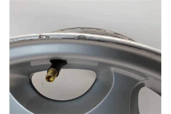 Recambio de llanta para mercedes-benz clase e (bm 210) berlina 2.0 200 (210.035) referencia OEM IAM A2104010302 M111942 