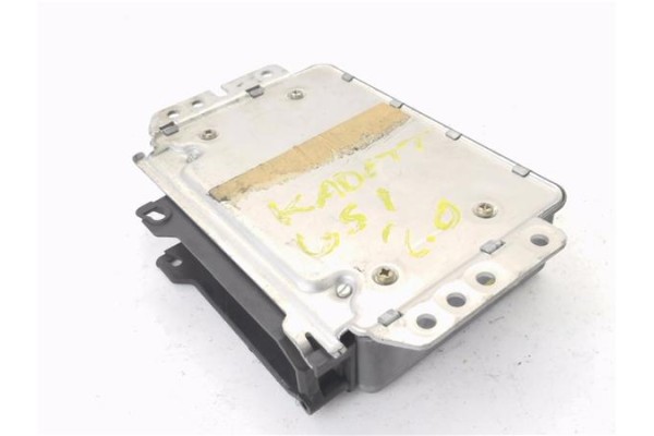 Recambio de centralita para opel kadett e 2.0 i referencia OEM IAM 90284137 0261200115 