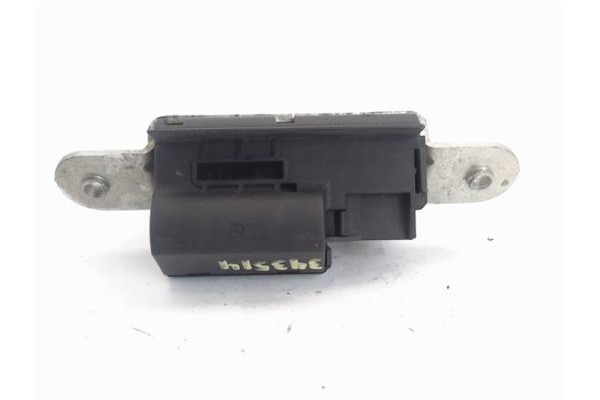 Recambio de cerradura porton para fiat bravo (182) 1.2 16v 80 trofeo referencia OEM IAM 55702917 107143 