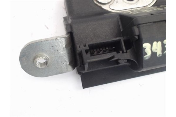 Recambio de cerradura porton para fiat bravo (182) 1.2 16v 80 trofeo referencia OEM IAM 55702917 107143 