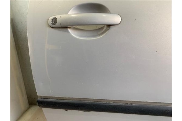 Recambio de puerta delantero derecha para volkswagen golf iv berlina (1j1) 1.9 tdi referencia OEM IAM 1J3831056H  