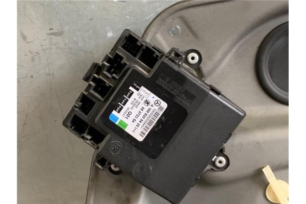 Recambio de elevalunas electrico delantero derecho para mercedes-benz clase a (bm 169) 2.0 a 180 cdi (169.007) referencia OEM IA
