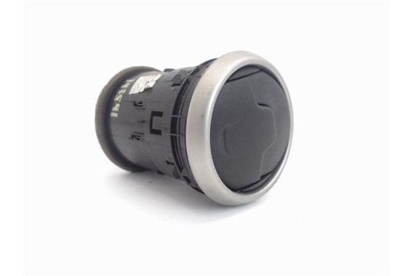 Recambio de rejilla entrada de aire para nissan qashqai +2 (jj10) 1.6 dci referencia OEM IAM 68760JD10A  