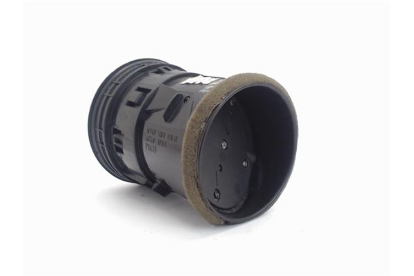 Recambio de rejilla entrada de aire para nissan qashqai +2 (jj10) 1.6 dci referencia OEM IAM 68760JD10A  