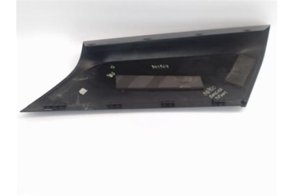 Recambio de moldura aleta trasero derecha para land rover range rover sport 2.7 v6 td s referencia OEM IAM DDG000165  