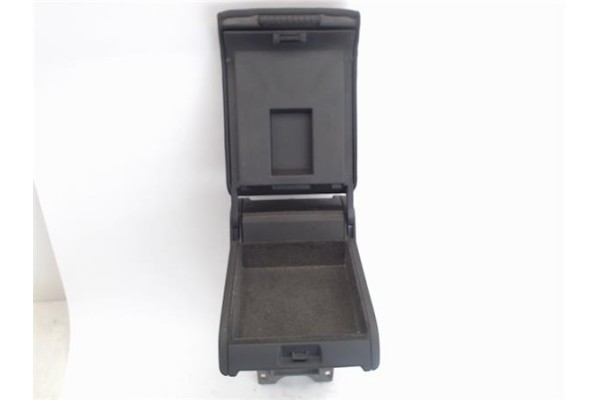 Recambio de reposabrazos para opel vectra c berlina referencia OEM IAM   