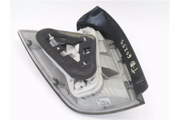 Recambio de piloto trasero derecho para opel astra h caravan 1.7 cosmo referencia OEM IAM 93186477  