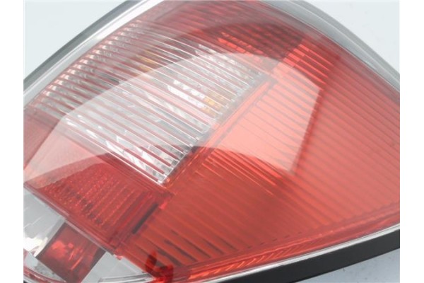 Recambio de piloto trasero derecho para opel astra h caravan 1.7 cosmo referencia OEM IAM 93186477  