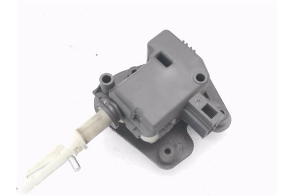 Recambio de cerradura porton para audi a3 (8p1) 2.0 fsi ambiente referencia OEM IAM 8P3827520A  