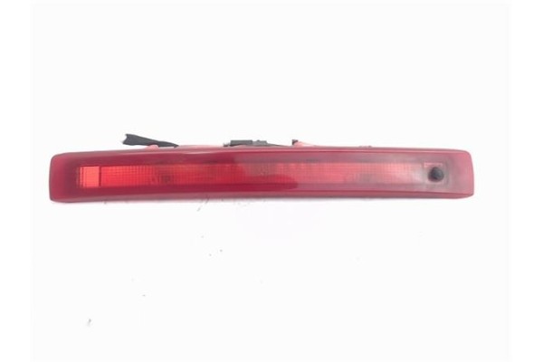 Recambio de luz central de freno para renault clio iii 1.5 dci referencia OEM IAM   