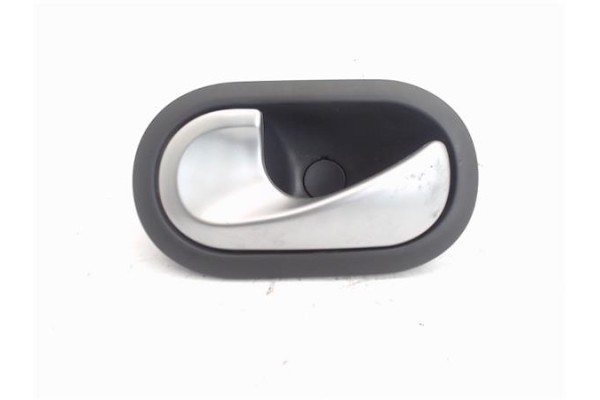 Recambio de manilla int. puerta trasero izquierda para renault clio iii 1.5 dci referencia OEM IAM   