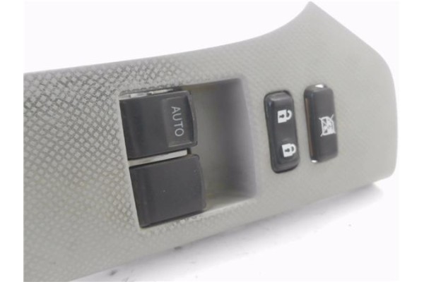 Recambio de mando elevalunas delantero izquierdo para toyota yaris (ksp9/scp9/nlp9) 1.4 d-4d referencia OEM IAM 742320D110  