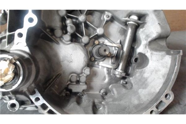 Recambio de caja cambios manual para peugeot 206 + 1.4 básico referencia OEM IAM   