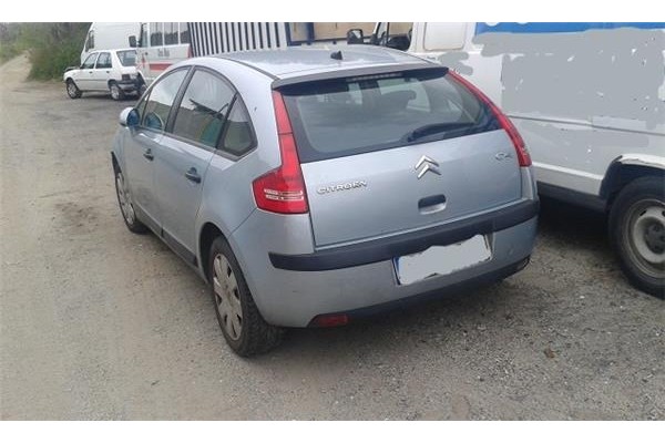 citroen c4 berlina del año 2005